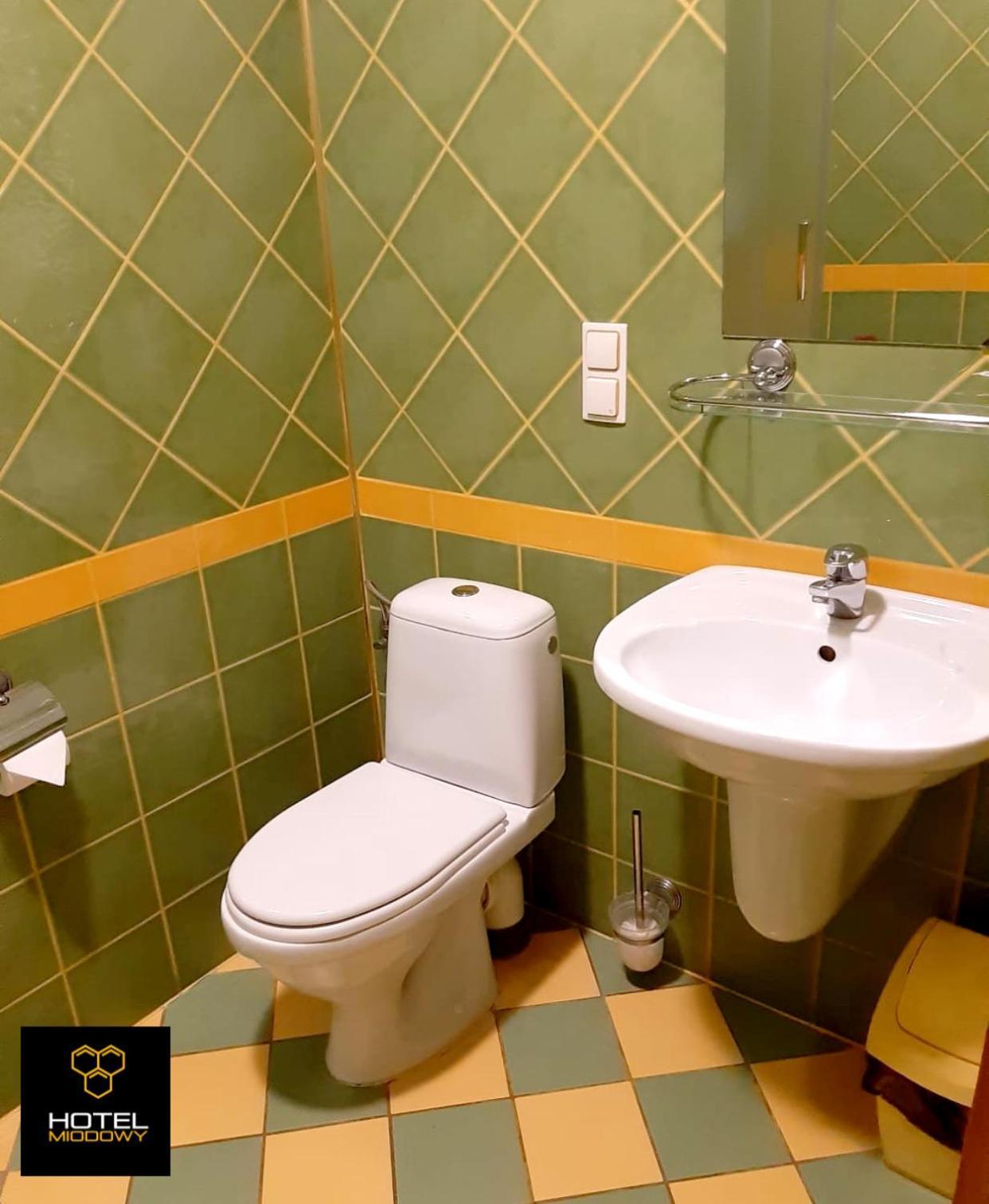 Hotel Miodowy Dzierżoniów Kültér fotó